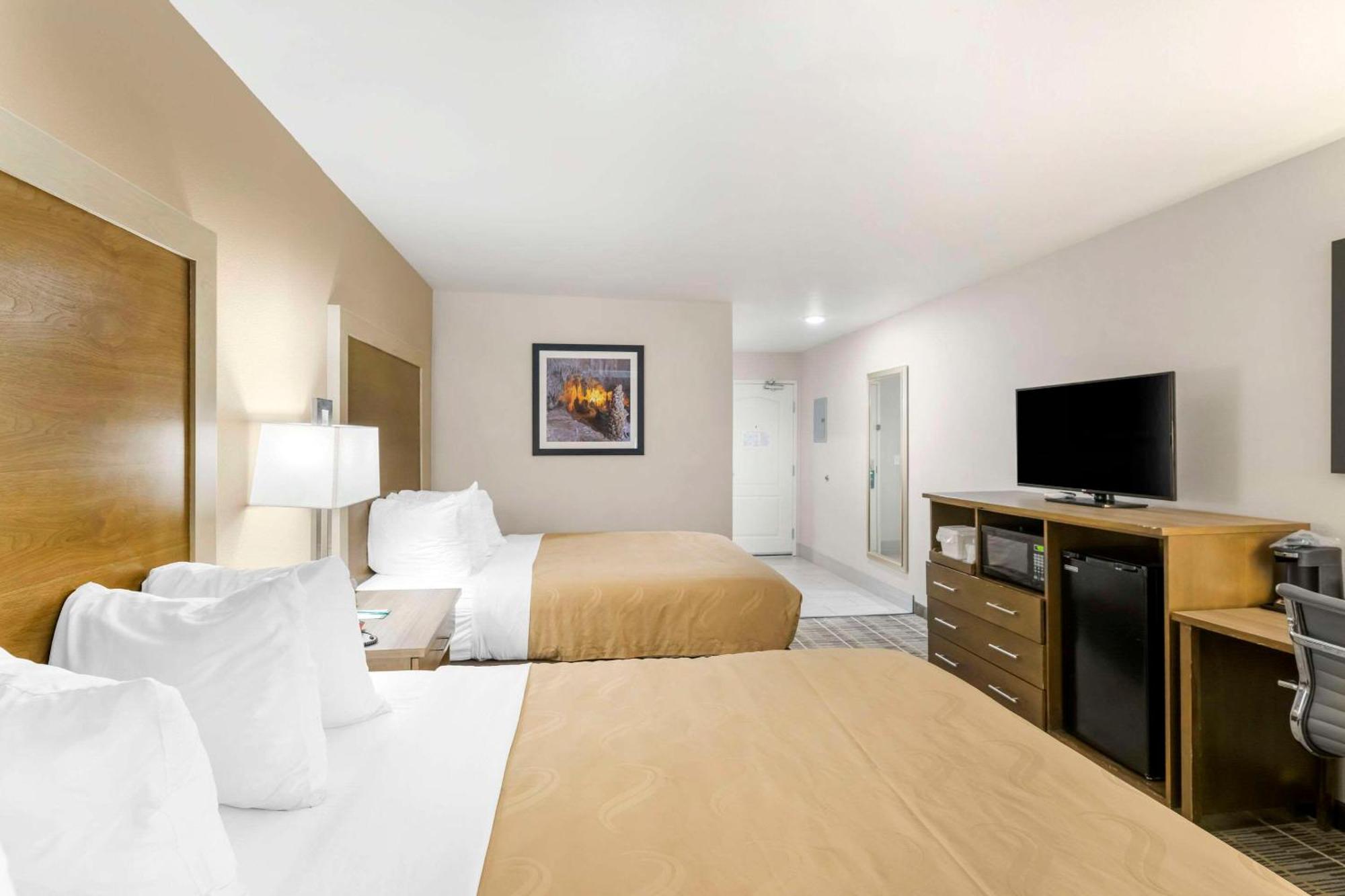 Quality Inn & Suites Carlsbad Caverns Area Eksteriør billede