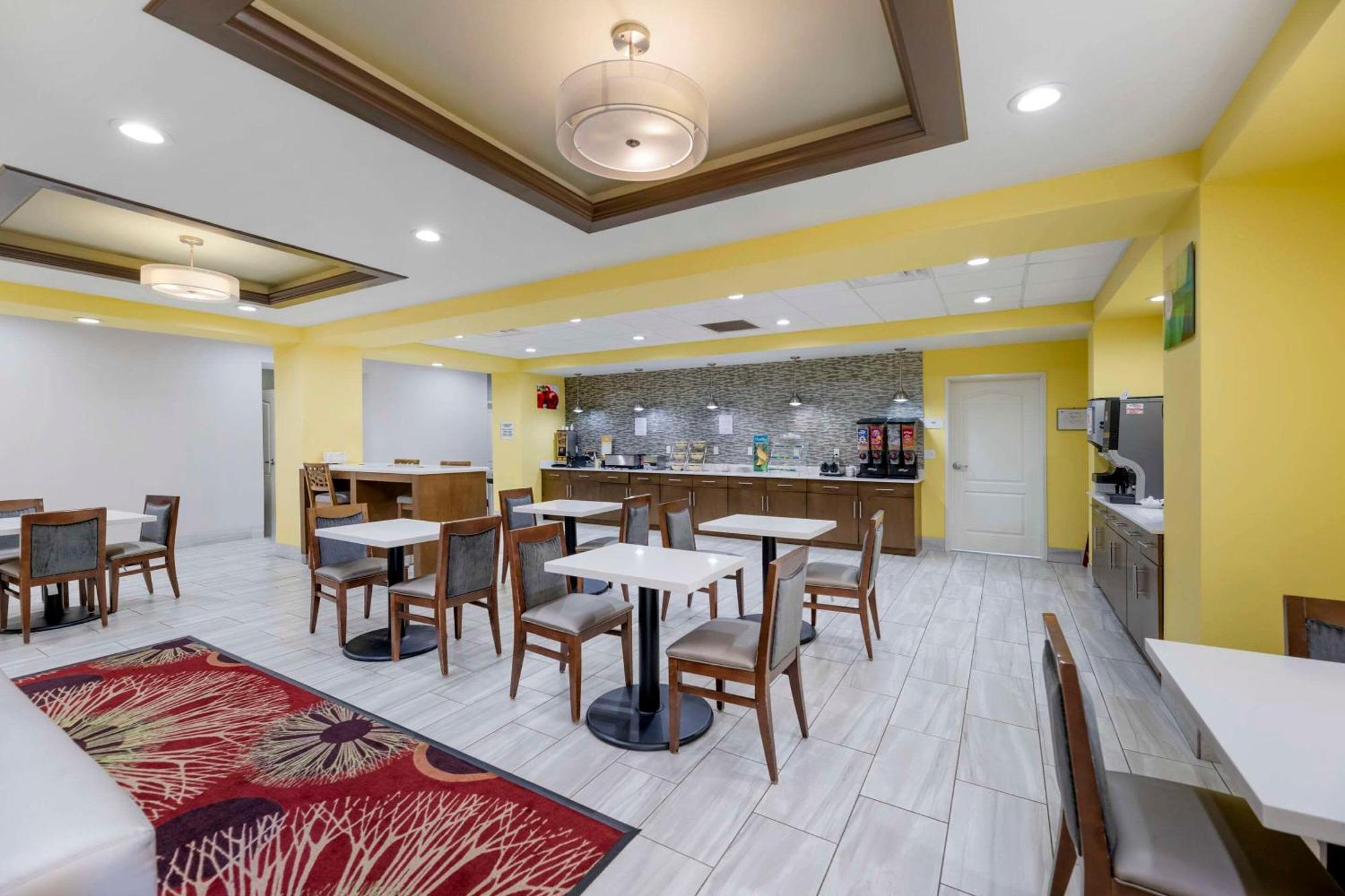 Quality Inn & Suites Carlsbad Caverns Area Eksteriør billede