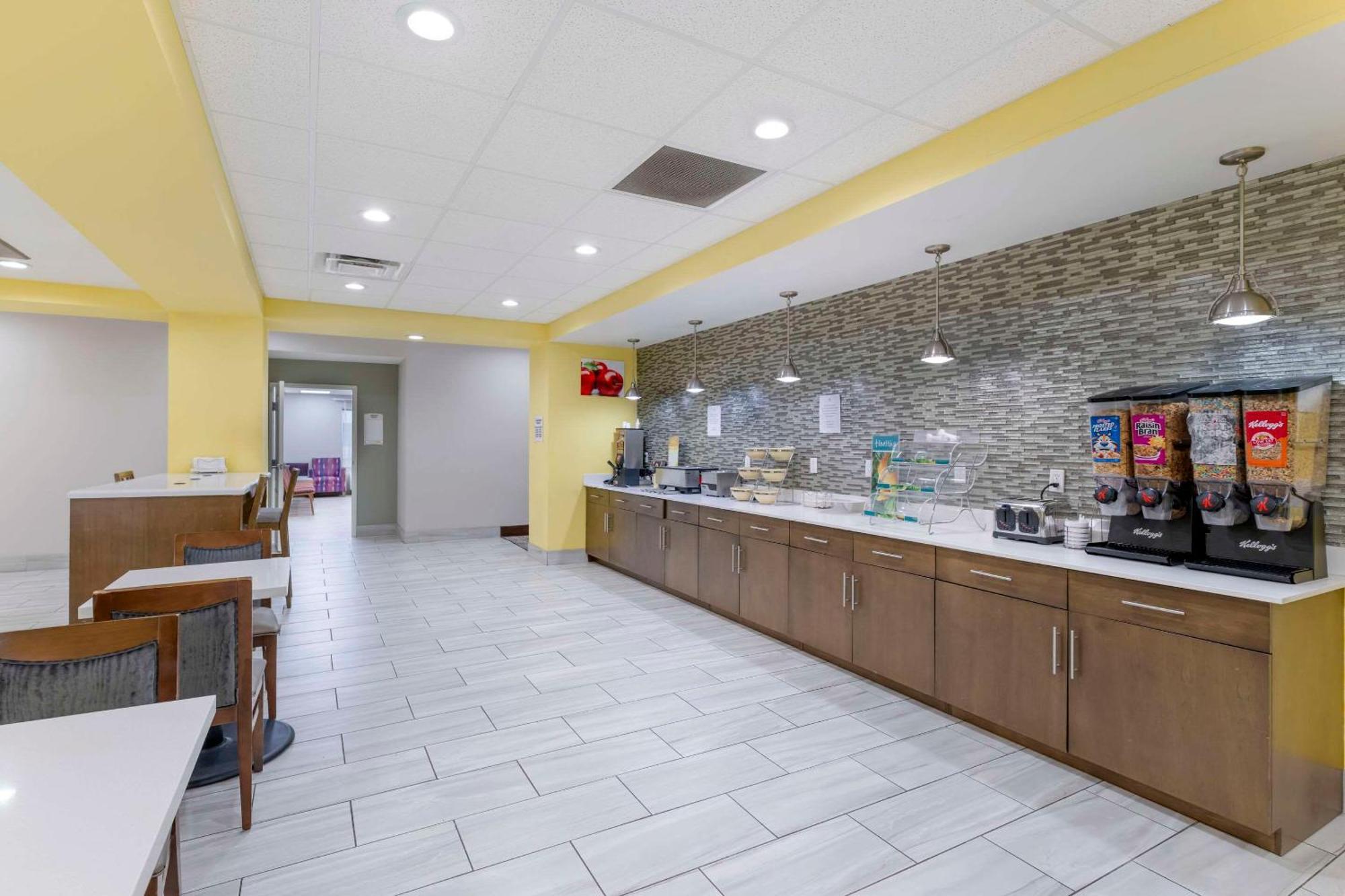 Quality Inn & Suites Carlsbad Caverns Area Eksteriør billede
